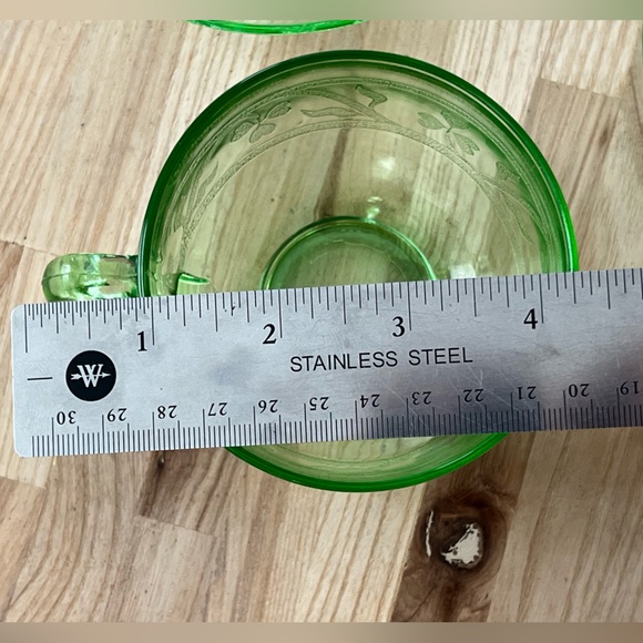 Rare Vintage 1930’s Hazel Atlas Uranium Glass Tea Cup and Saucer Clover Motif - Picture 7 of 10